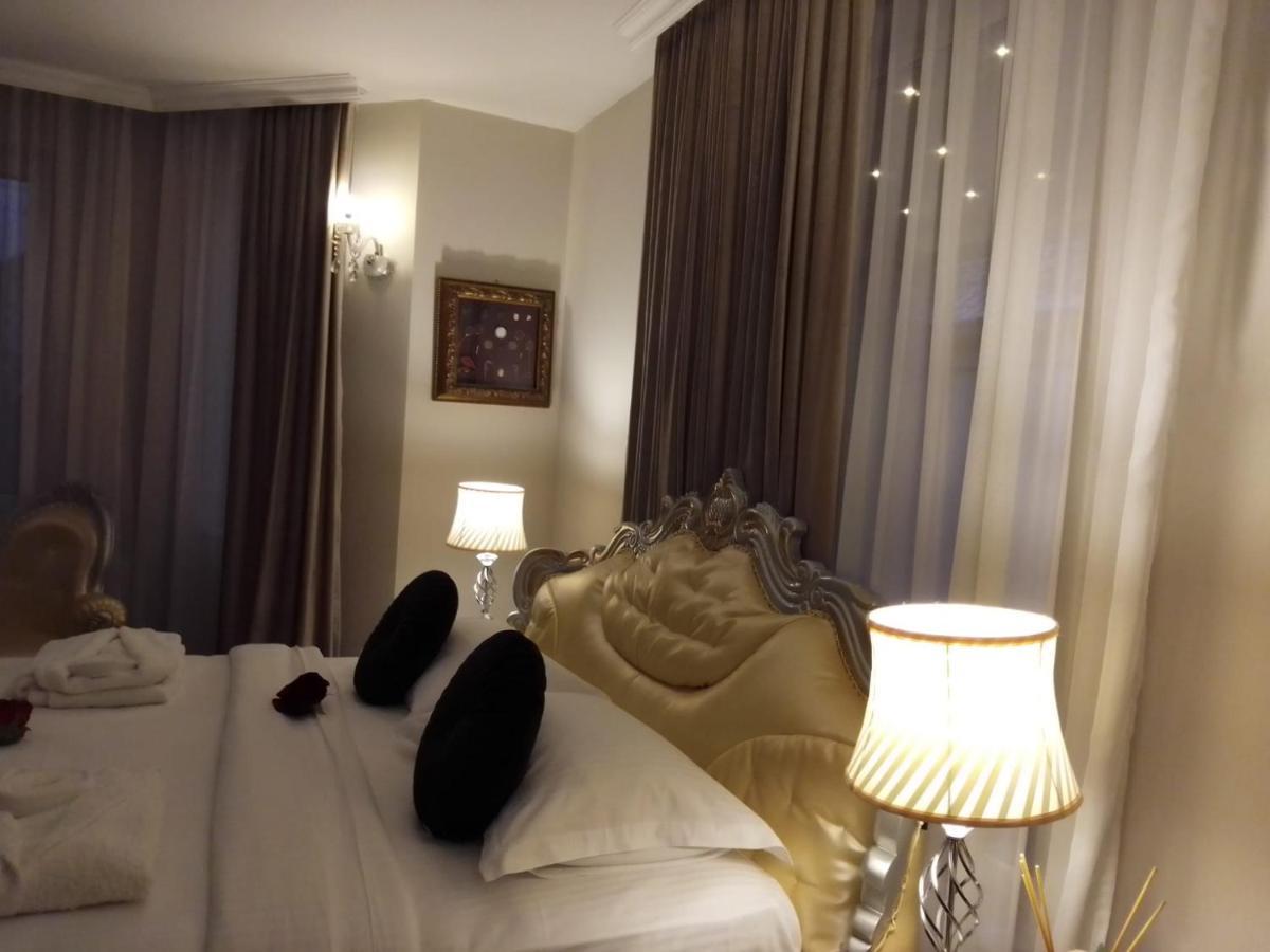 Casa Maria Roses Hotel Rîşnov Ngoại thất bức ảnh