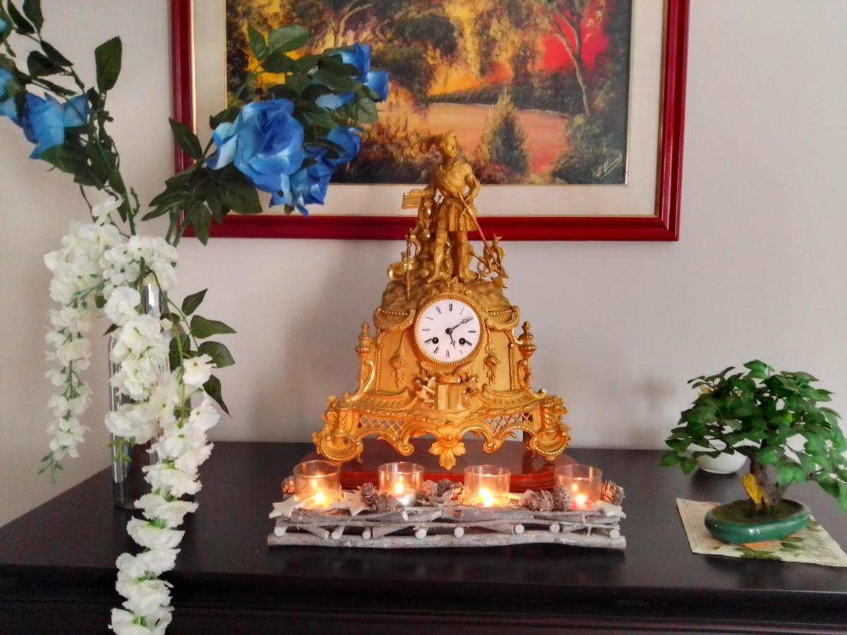 Casa Maria Roses Hotel Rîşnov Ngoại thất bức ảnh