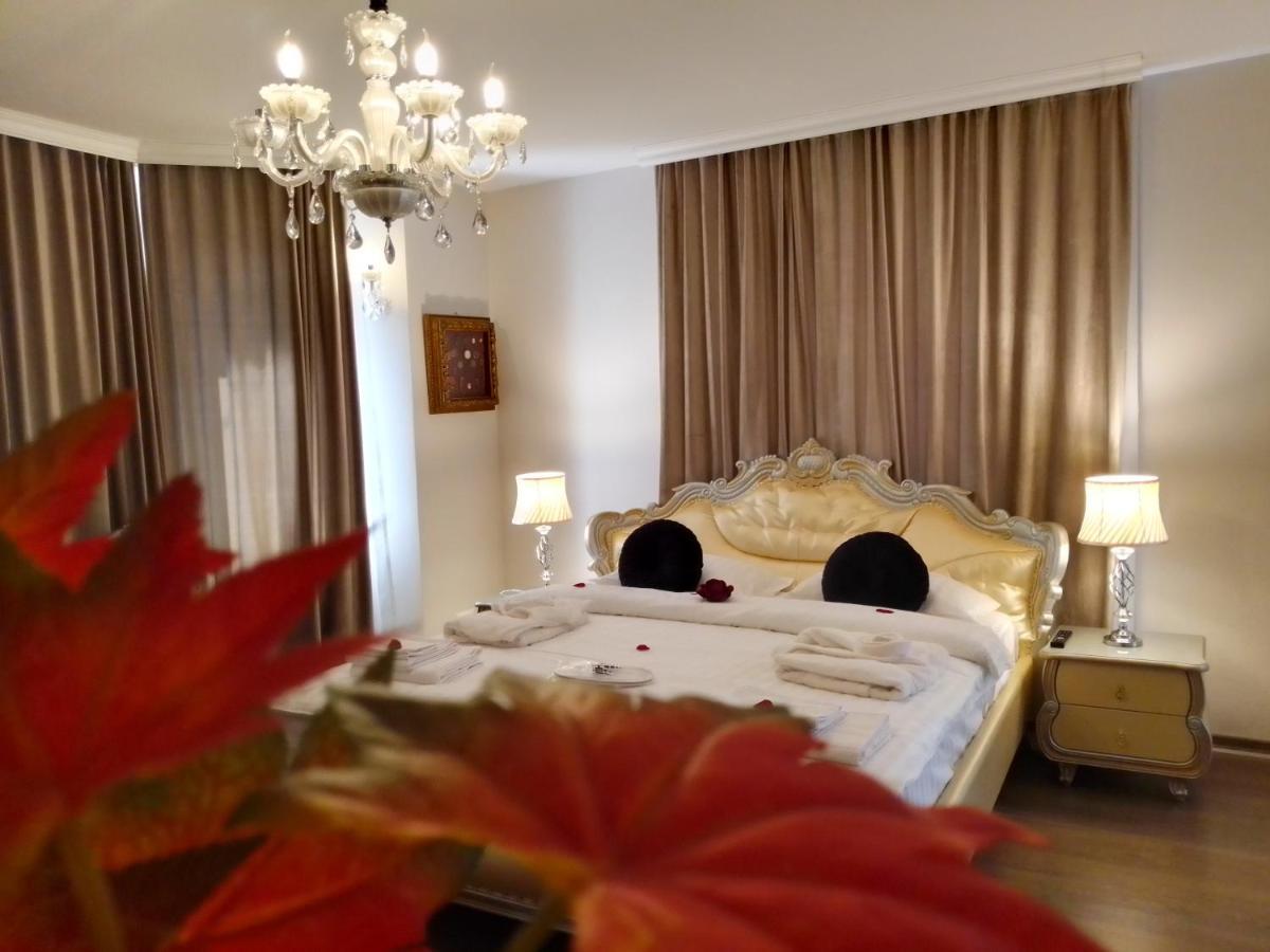 Casa Maria Roses Hotel Rîşnov Ngoại thất bức ảnh