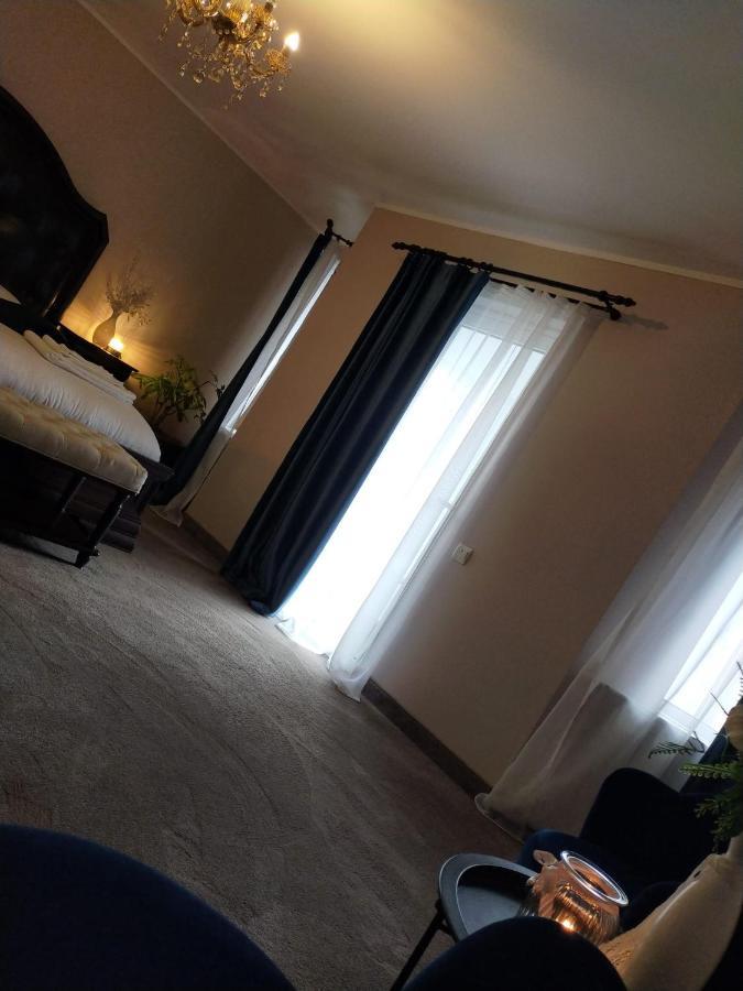 Casa Maria Roses Hotel Rîşnov Ngoại thất bức ảnh
